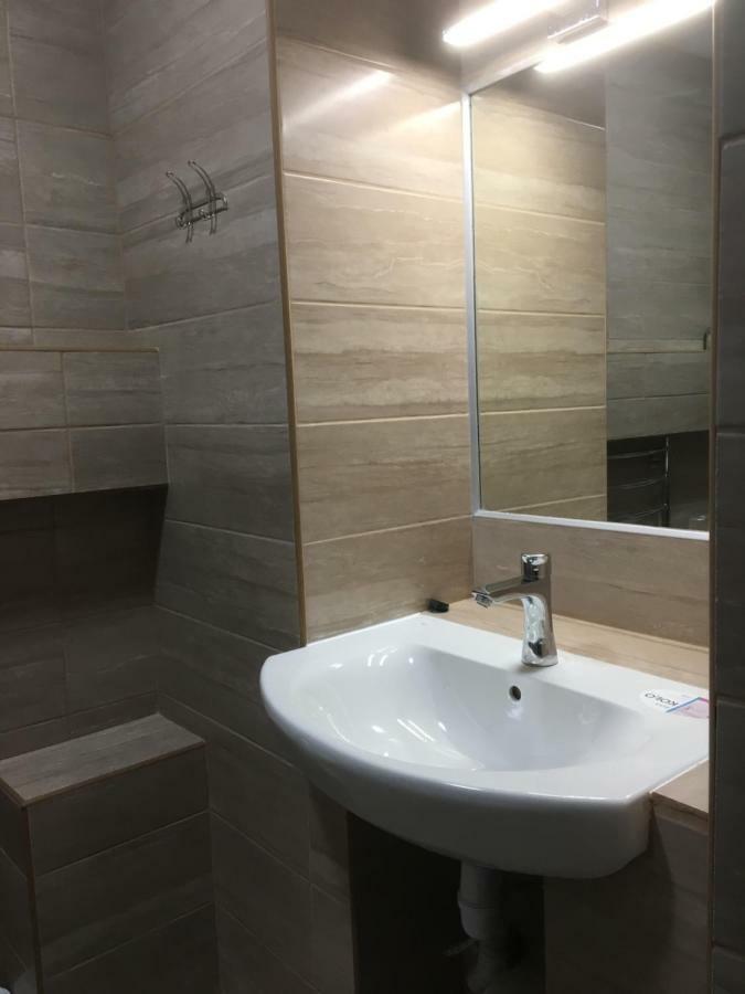Europa Hotel Rakhiv Ngoại thất bức ảnh