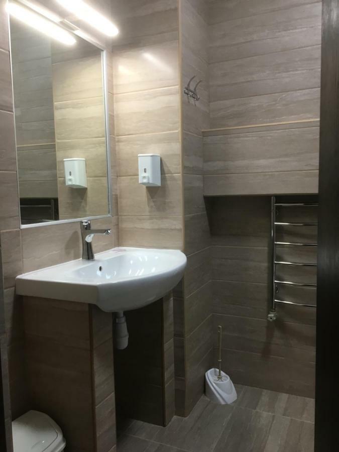 Europa Hotel Rakhiv Ngoại thất bức ảnh