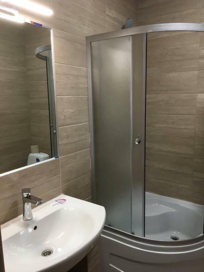 Europa Hotel Rakhiv Ngoại thất bức ảnh