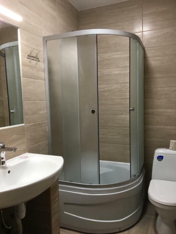 Europa Hotel Rakhiv Ngoại thất bức ảnh