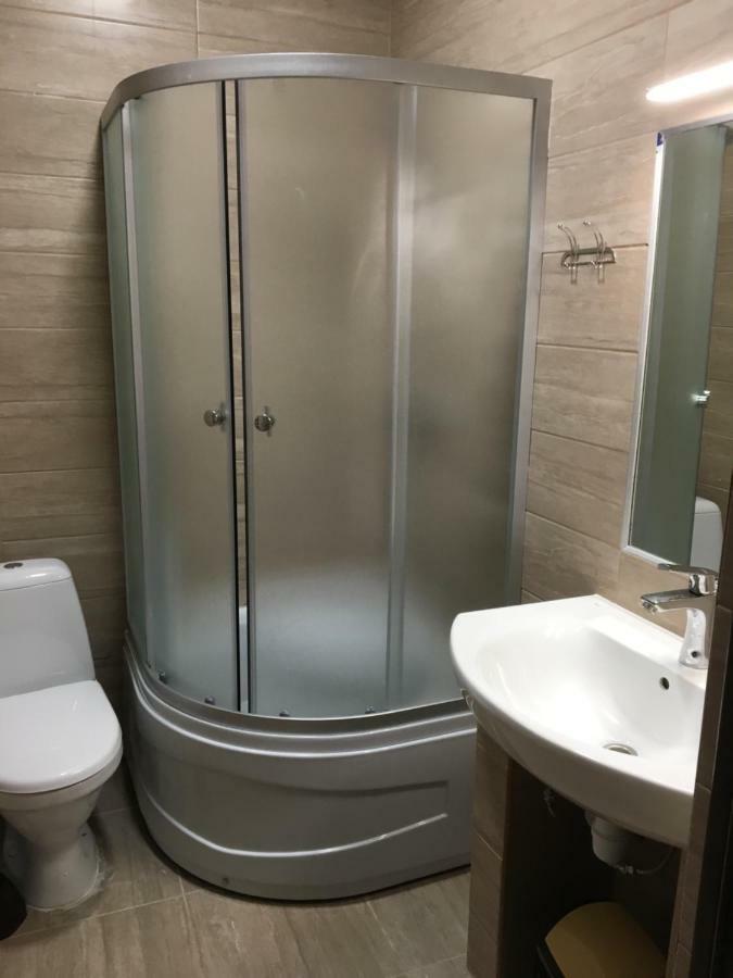 Europa Hotel Rakhiv Ngoại thất bức ảnh